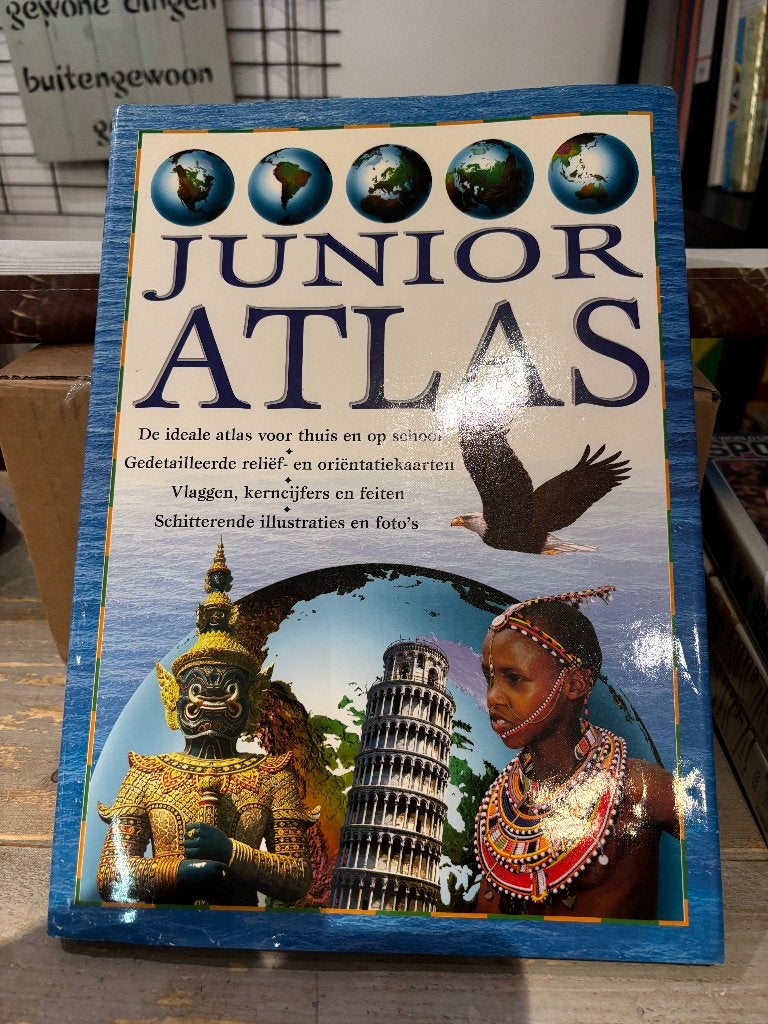 Junior Atlas - 1999 - 2e herziene druk - Falkplan, Boeken, Atlassen en Landkaarten, Overige atlassen, Ophalen of Verzenden, Zo goed als nieuw