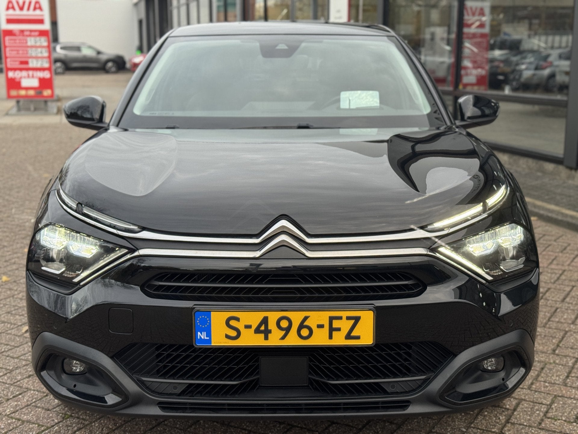 Citroën Ë-C4 Shine 50 kWh Trekhaak|Leder|Full options|Blac, Auto's, Dealer onderhouden, 136 pk, Gebruikt, Zwart