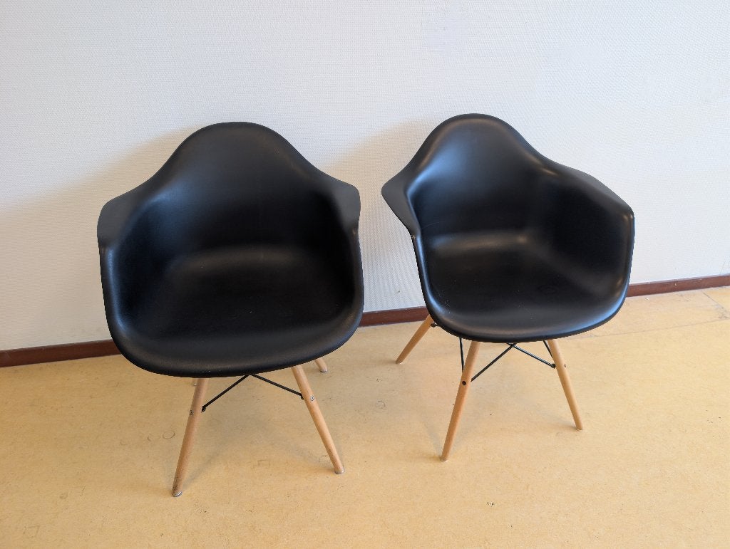 Stoelen 2 stuks, Huis en Inrichting, Stoelen, Ophalen, Zo goed als nieuw, Zwart, Twee