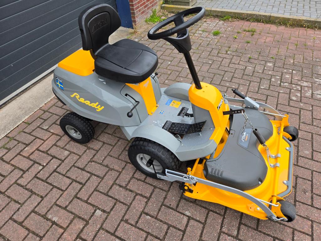Zitmaaier  frontmaaier  mulch grasmaaier, Tuin en Terras, Ophalen, Zo goed als nieuw