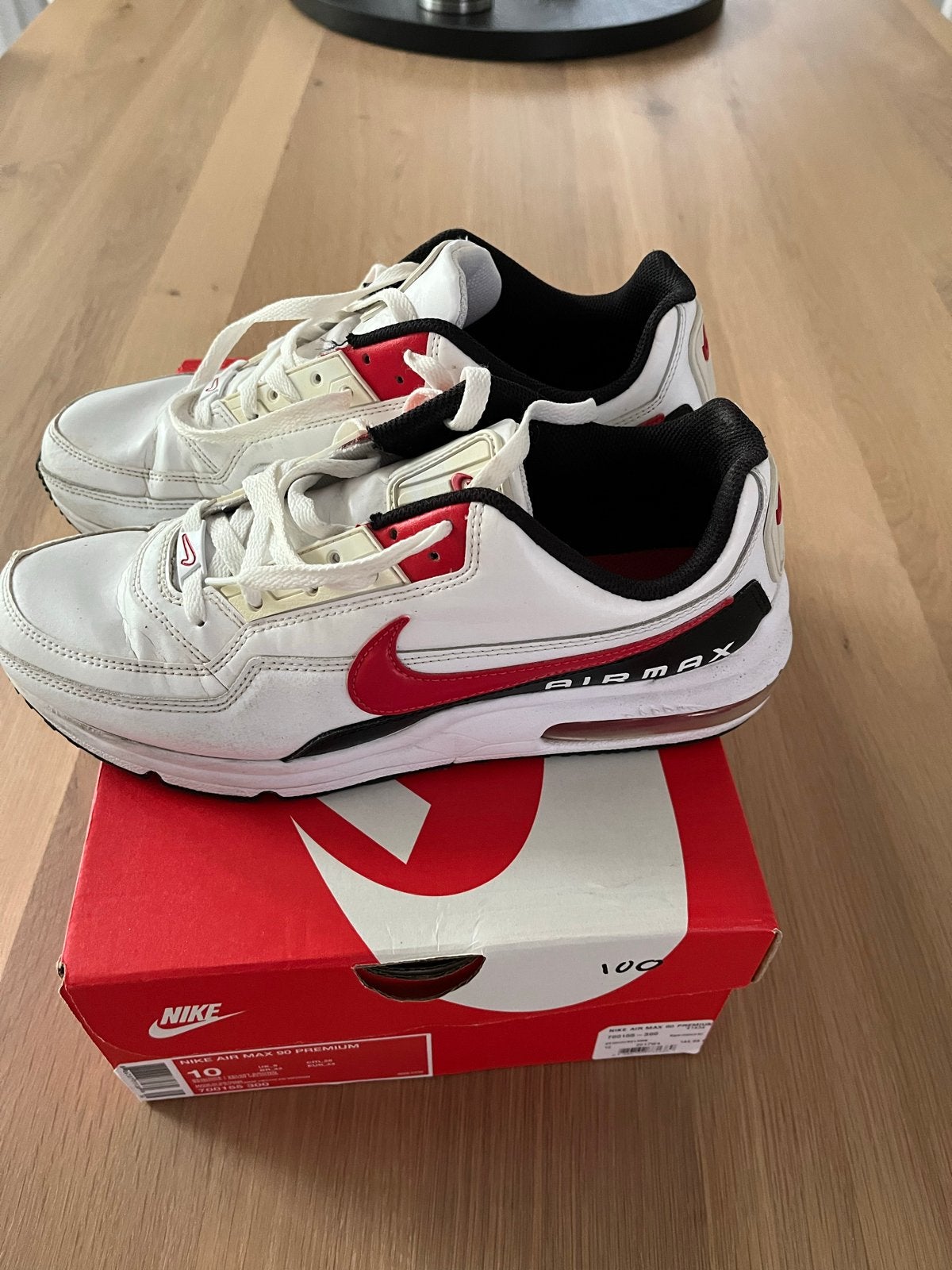 Nike Air Max 90 Premium Sneakers - Maat 44, Kleding | Heren, Schoenen, Ophalen, Zo goed als nieuw, Wit, Sneakers of Gympen