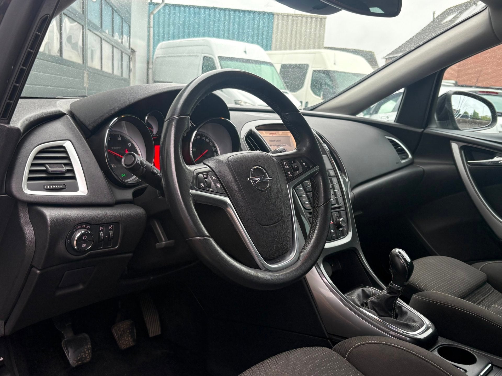 Opel Astra Sports Tourer 1.7CDTi 131pk S/S Cosmo Sport Navi, Auto's, Voorwielaandrijving, Euro 5, Stof, Gebruikt