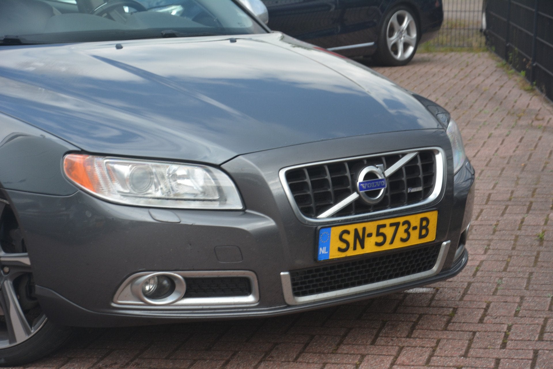 Volvo V70 2.0 D3 R-Design (bj 2013, automaat), Auto's, Volvo, Euro 5, Gebruikt, 1984 cc, Diesel