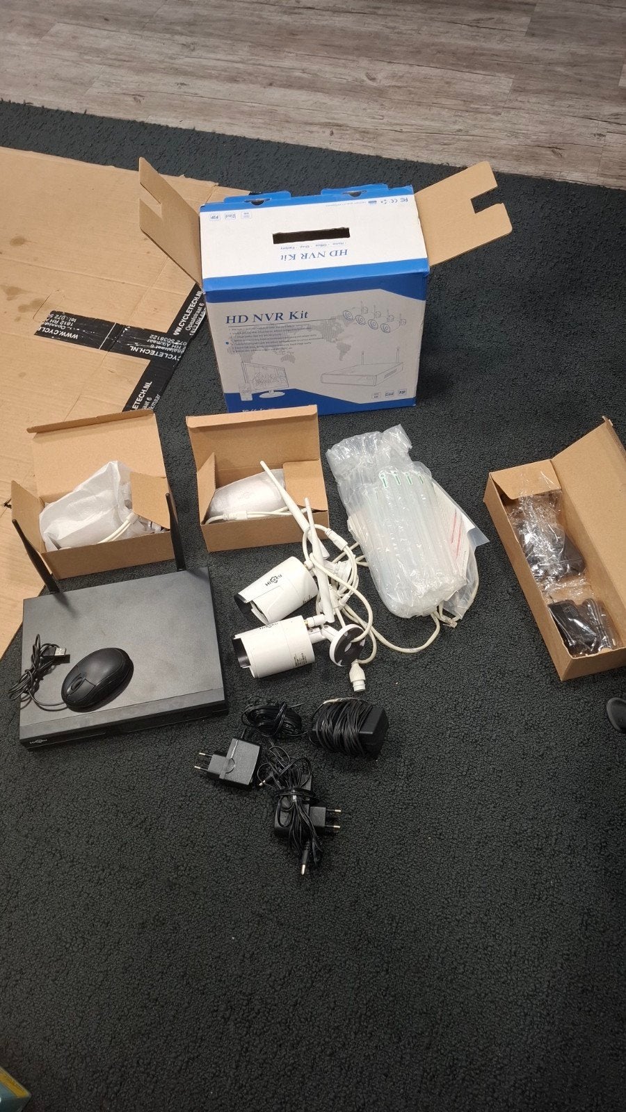 Bevestiging system met 4 camera's, Ophalen of Verzenden