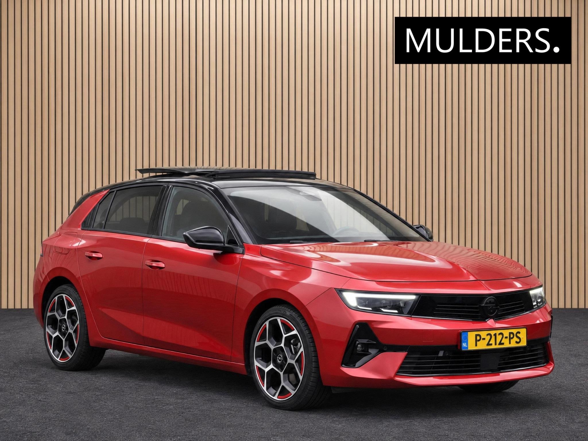 Opel Astra 1.6 Hybrid GS Line | HUD / 360 camera / Pano, Auto's, 12 maanden, Stof, Gebruikt, 4 cilinders