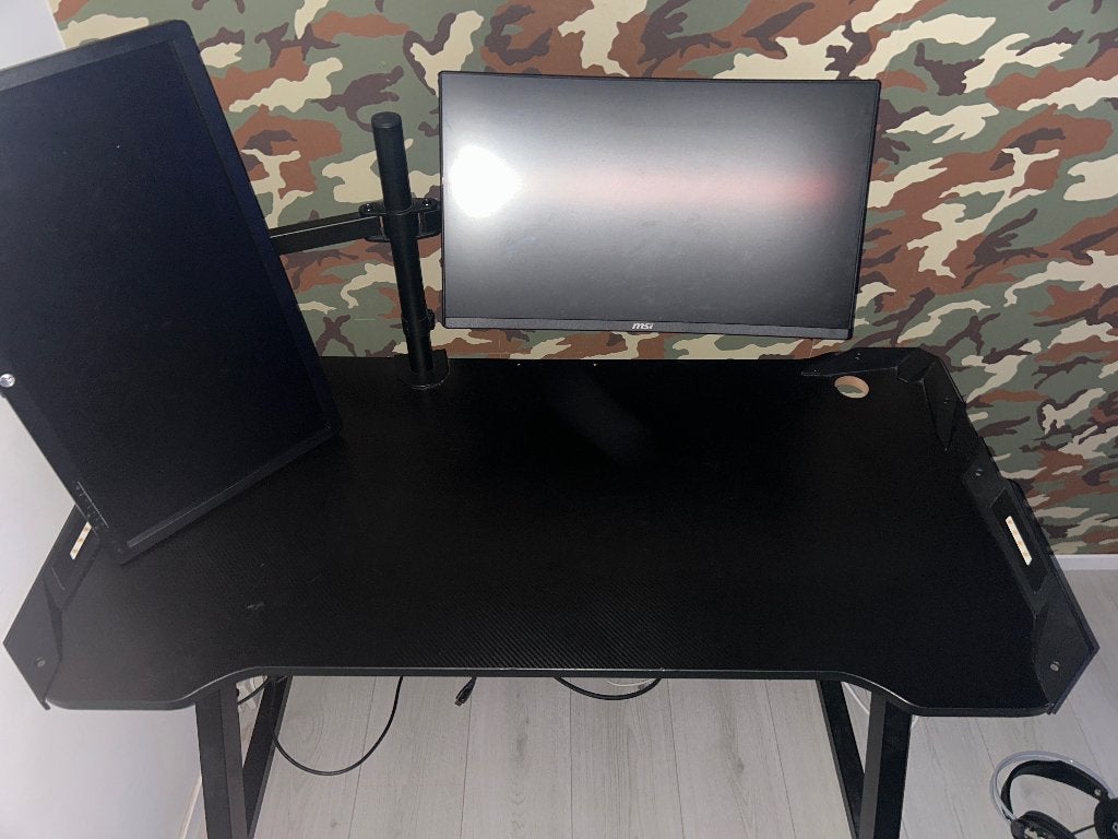Tweedehands gaming bureau, Ophalen, Gebruikt