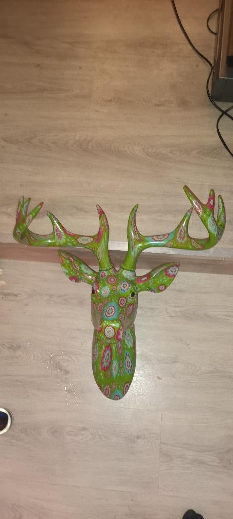 Hertekop voor aan de muur, Wandhanger, Ophalen of Verzenden, Zo goed als nieuw, Kunststof