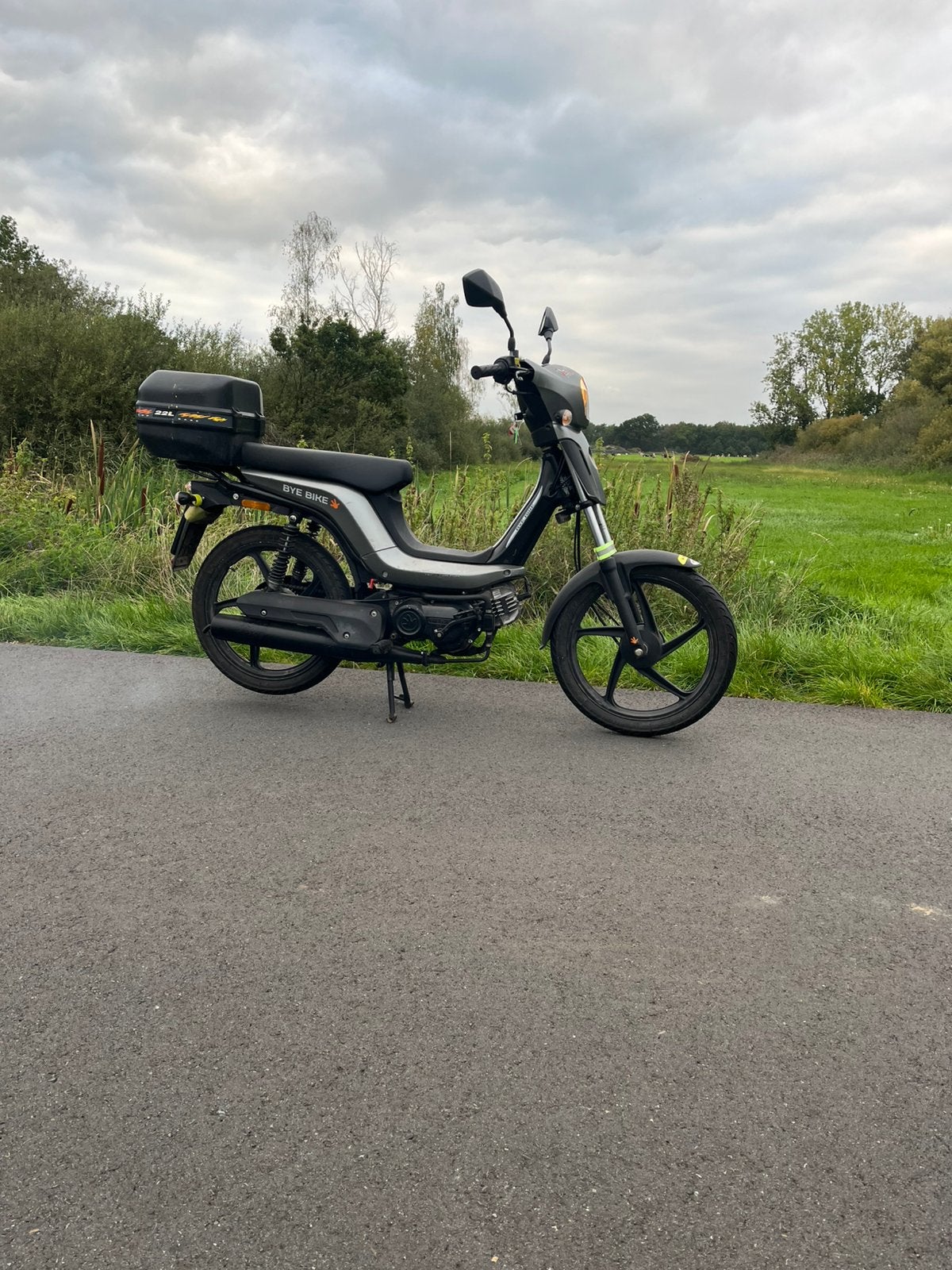 Bye bike bromscooter, Ophalen, Gebruikt, Overige modellen, Maximaal 45 km/u