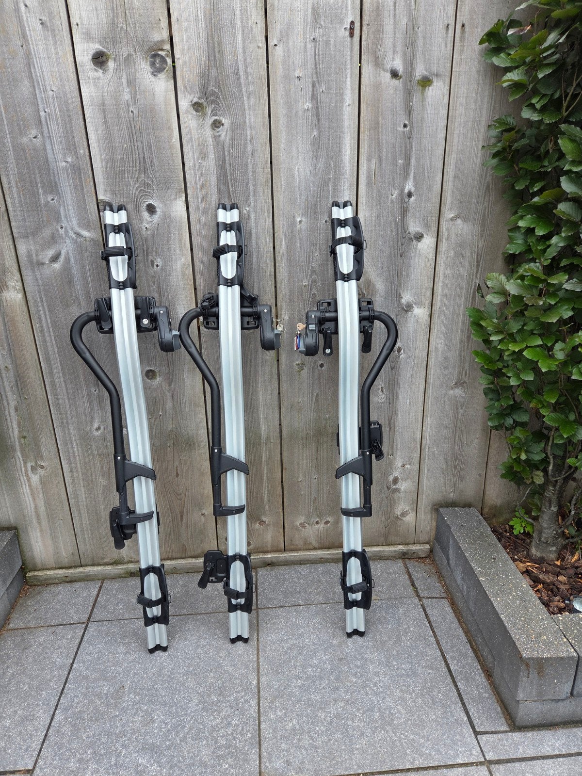 Audi / Thule Fietsendrager Dakdrager (3 stuks), Auto diversen, Fietsendragers, Ophalen of Verzenden, 3 fietsen of meer, Gebruikt