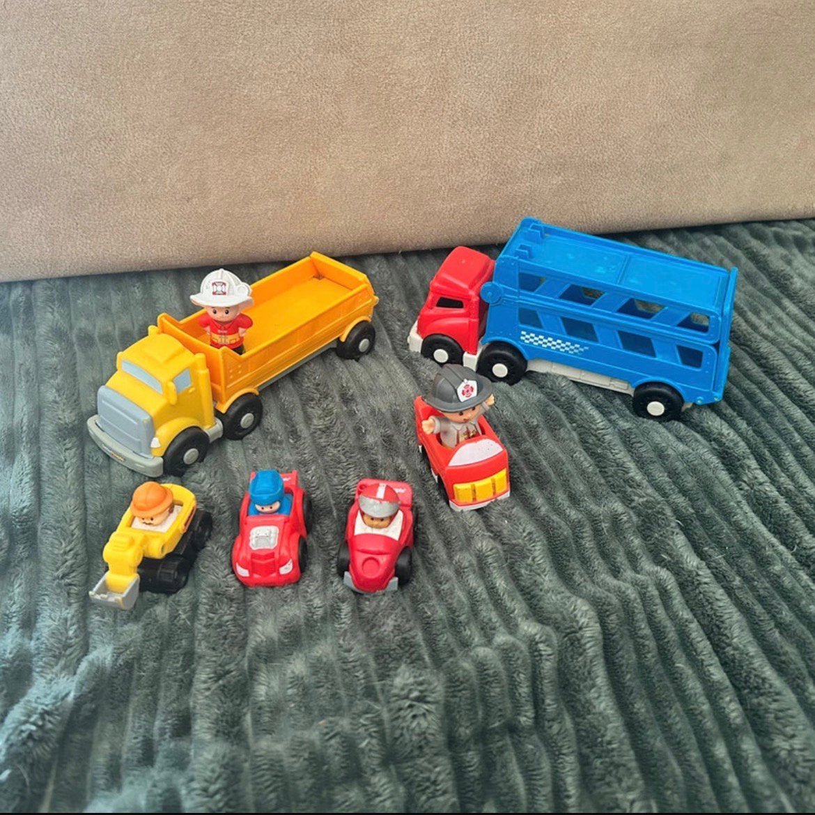 Little People Voertuigen Set – Vrachtwagens & 4 Auto's, Kinderen en Baby's, Speelgoed | Fisher-Price, Ophalen of Verzenden, Gebruikt