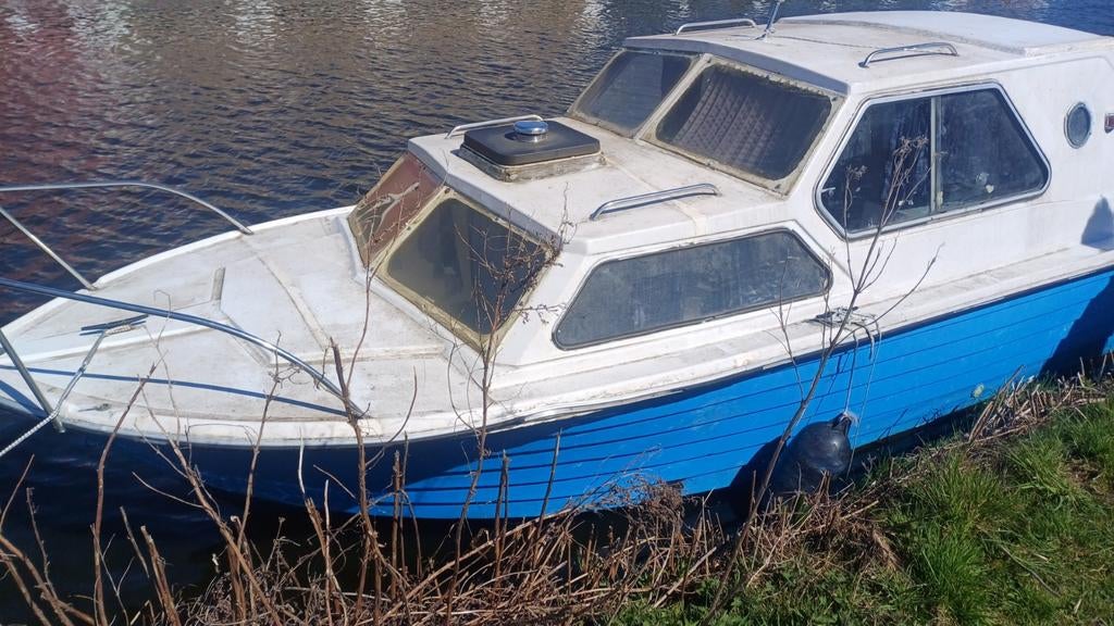 Gelderblom kruiser kajuit boot polyester, Gebruikt, Binnenboordmotor, 6 meter of meer, 120 tot 200 pk