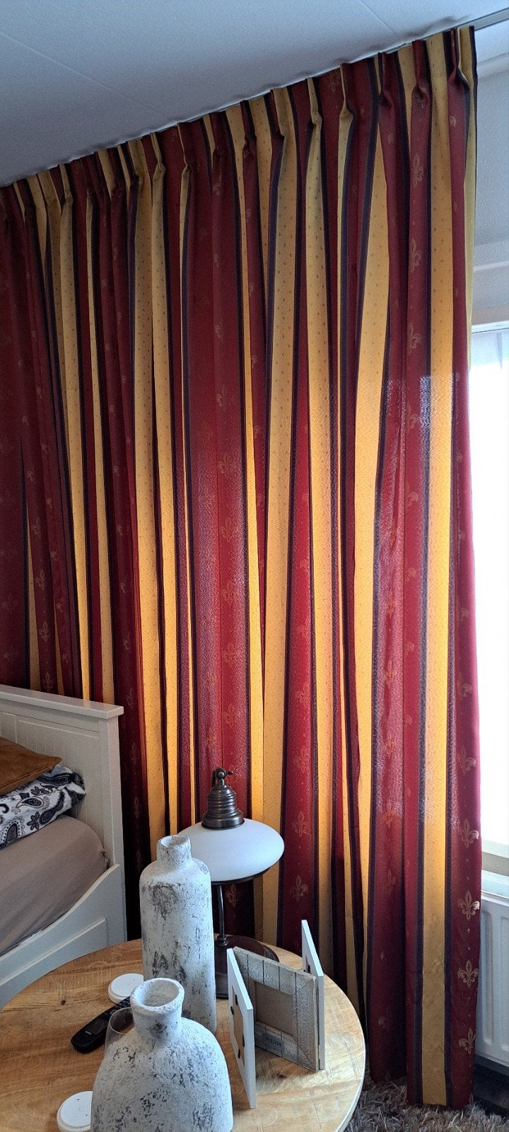 Klassieke gordijnen rood/goud - 220x426 cm (per deel 213), Ophalen, Gebruikt, Rood, Gordijn