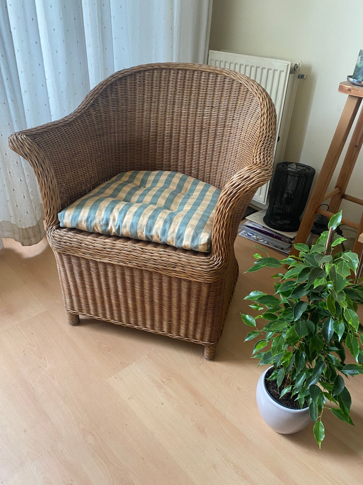 Royale rieten stoel, Ophalen, Gebruikt, Bruin, Riet of Rotan