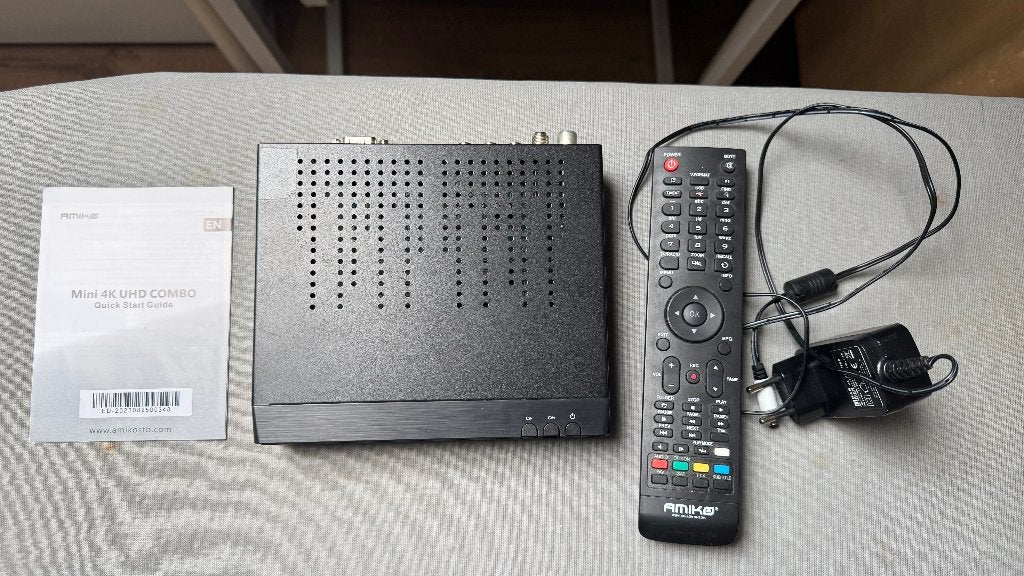 Satelliet tuner AMIKO mini 4K UHD Combo, Audio, Tv en Foto, Schotelantennes, Ophalen of Verzenden, Gebruikt, (Schotel)antenne-accessoires