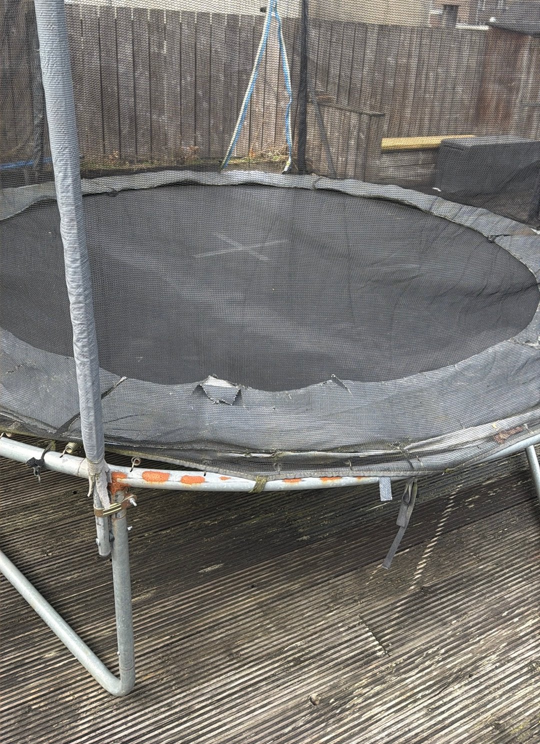 Grote trampoline, Ophalen, Gebruikt