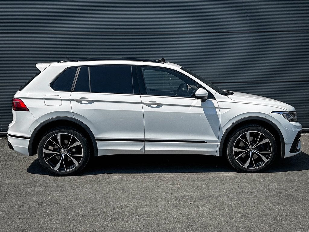 Volkswagen TIGUAN 1.4 TSI eHybrid 3X R-Line, 245PK, Pano, AC, 1716 kg, Automatische klimaatregeling, 4 cilinders, Wit