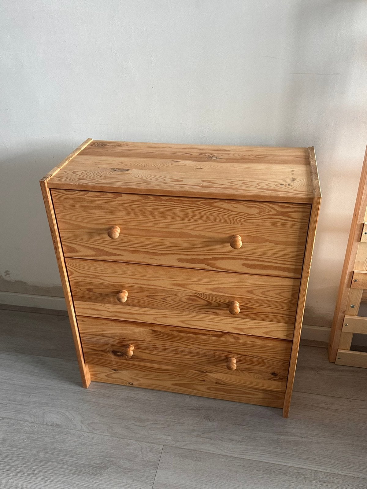 Massief houten ladenkast - Ivar Ikea, Ophalen, 50 tot 100 cm, Zo goed als nieuw, 3 of 4 laden