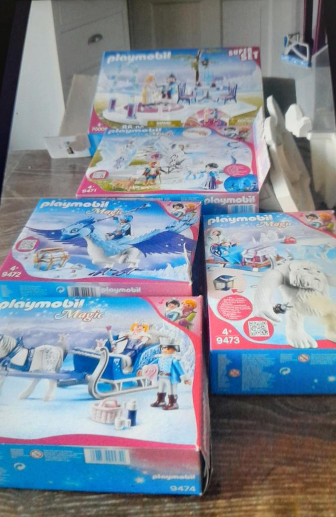 Te koop zgan Playmobil Magic set serie 5 dozen sneeuw, Kinderen en Baby's, Speelgoed | Playmobil, Zo goed als nieuw, Complete set