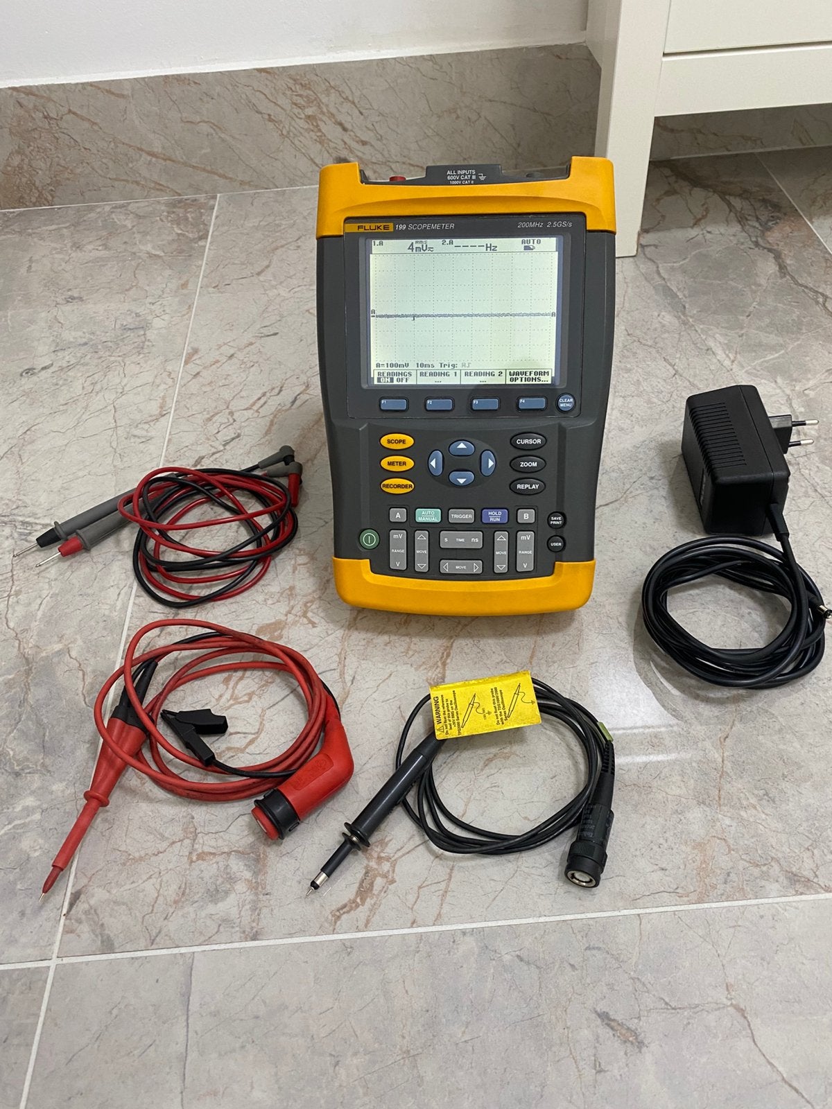 Fluke 199 3in1oscilloscope multimeter decoder 200MHz 2.5gs/s, Ophalen of Verzenden, Zo goed als nieuw, Multimeter
