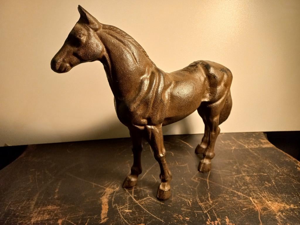 Prachtig gietijzeren paard 3.8 kg, Antiek en Kunst, Kunst | Beelden en Houtsnijwerken, Ophalen