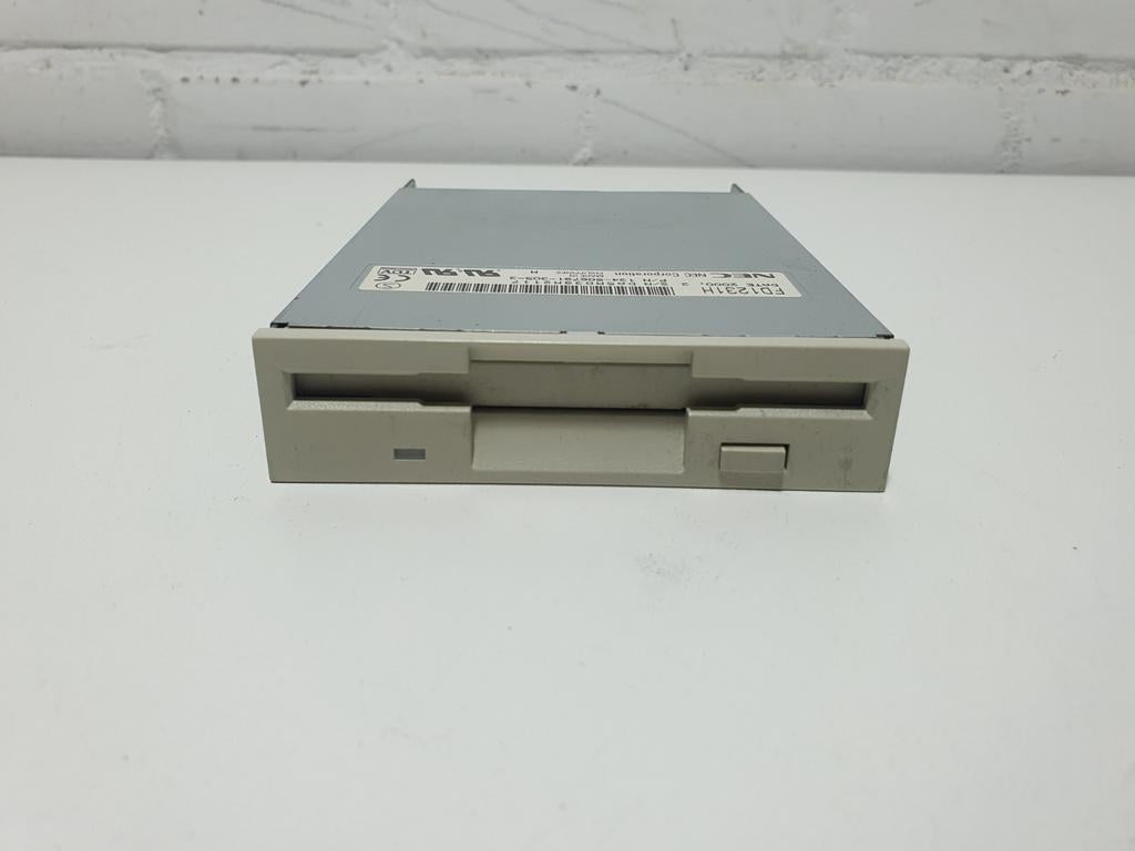 NEC FD1231H 3.5 inch Floppy Drive 1.44MB retro PC 2000, Intern, ., Ophalen of Verzenden, Zo goed als nieuw