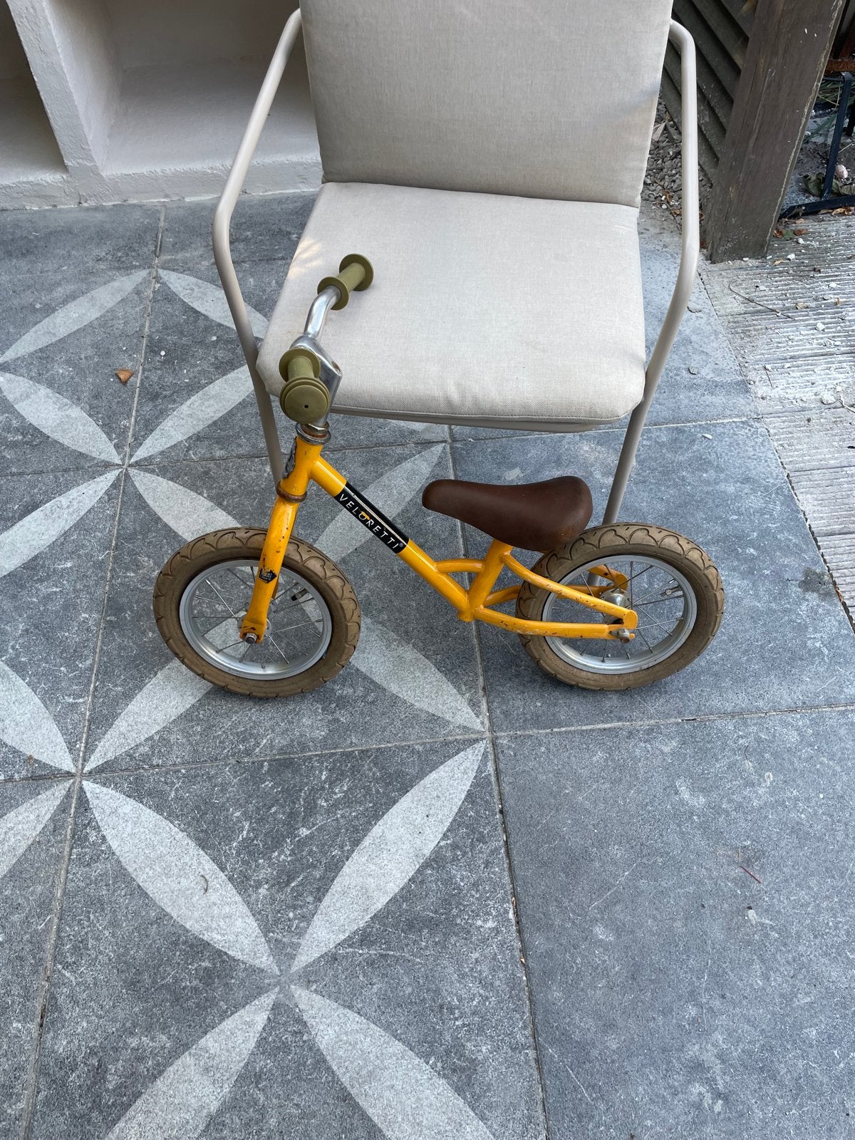 Veloretti loopfiets geel - Gebruikt, Ophalen of Verzenden, Gebruikt, Loopfiets