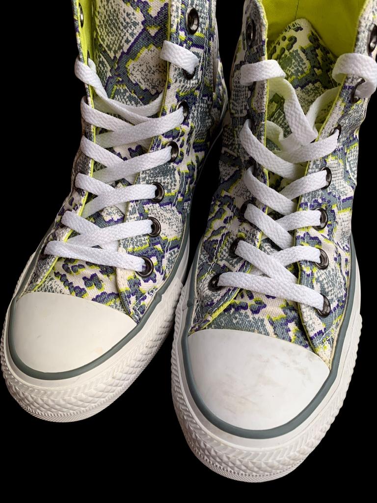 Converse All Star high top 38 slangenprint neon, Ophalen of Verzenden, Zo goed als nieuw, Sneakers of Gympen
