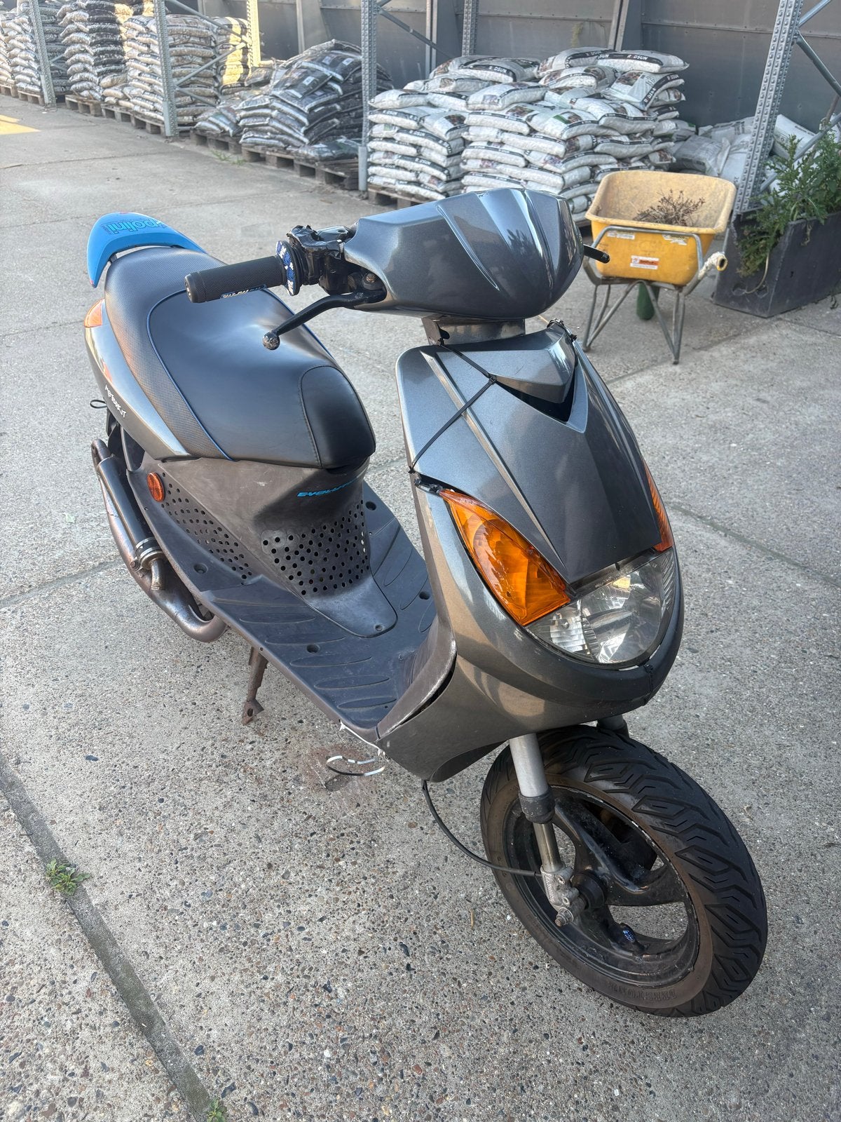 peugeot vivacity 70cc, Ophalen of Verzenden, Gebruikt, Benzine, Piaggio