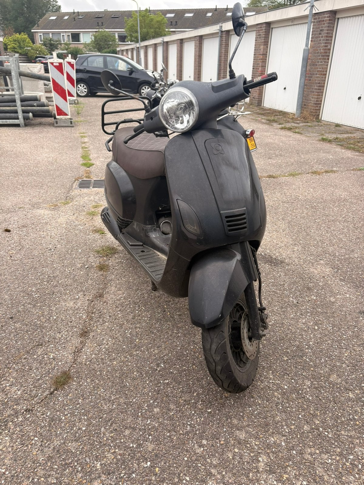 2 scooters, Fietsen en Brommers, Snorfietsen en Snorscooters, Ophalen, Gebruikt, Benzine, Overige merken