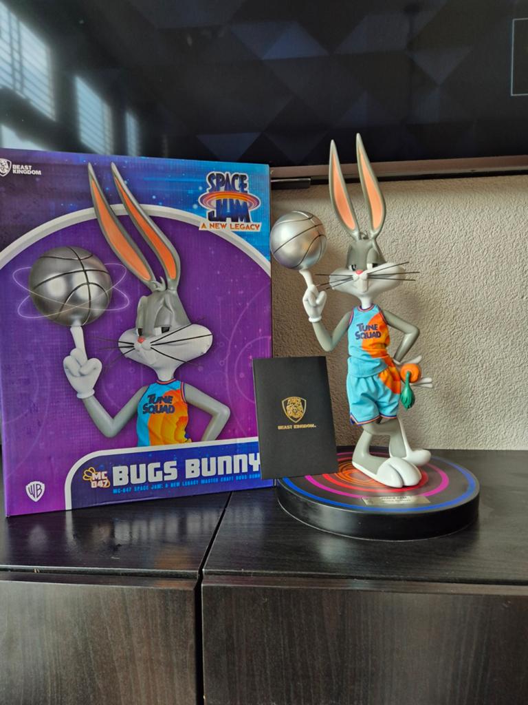 Beast Kingdom Mastercraft Bugs Bunny Space Jam 43cm, Ophalen of Verzenden, Zo goed als nieuw