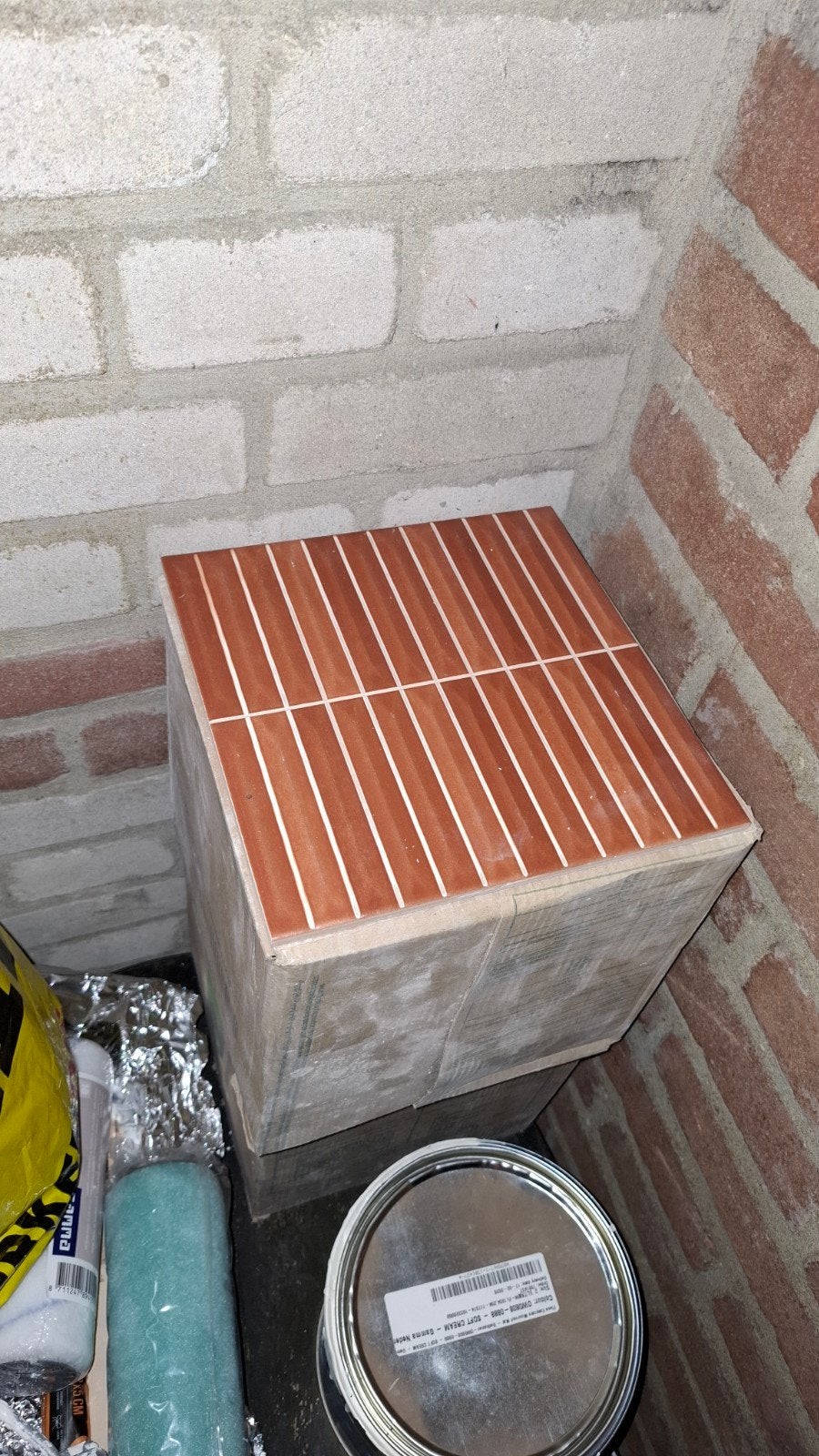 2 m2 tegels van 20x20cm, Ophalen