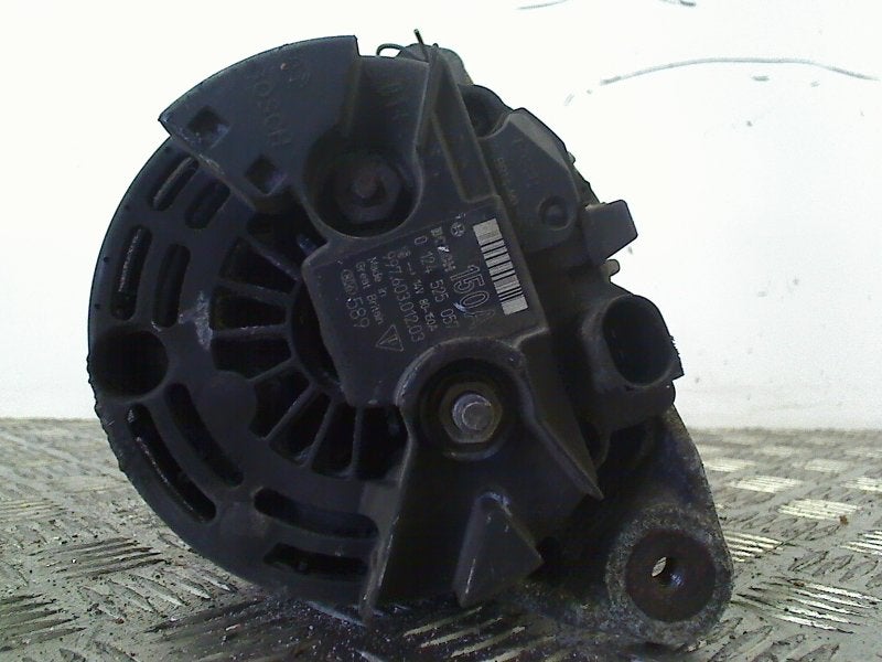 Dynamo Porsche Cayman (987) (2005-11/2009-12) 0124525057, Gebruikt, Bosch Engineering GmbH, Engineering@bosch.com, Robert-Bosch-Allee 1, Abstatt 74232, , Duitsland