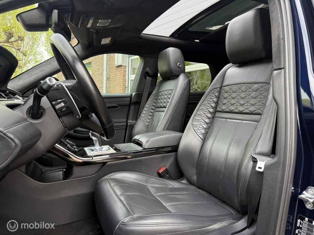 Land Rover Range Rover Evoque 1.5 P300e AWD Autobiography Pa, Auto's, Land Rover, Automaat, 309 pk, 1498 cc, Zwart