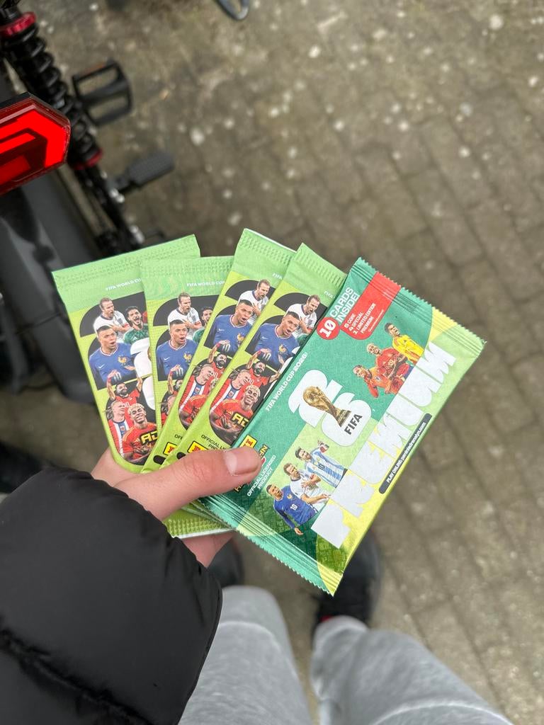 FIFA World Cup 2026 Panini Adrenalyn XL pakketjes, Ophalen of Verzenden, Nieuw, Overige sporten, Spelerskaart