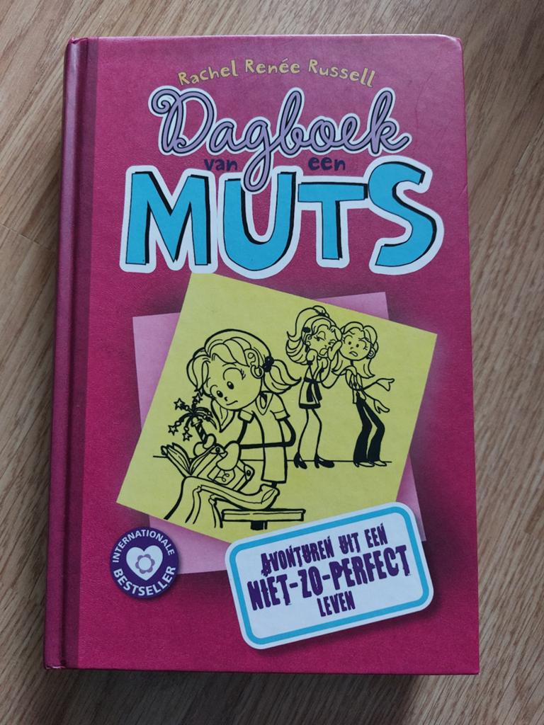 Dagboek van een Muts  - deel 1, Ophalen of Verzenden, Gelezen, Rachel Renée Russell, Fictie