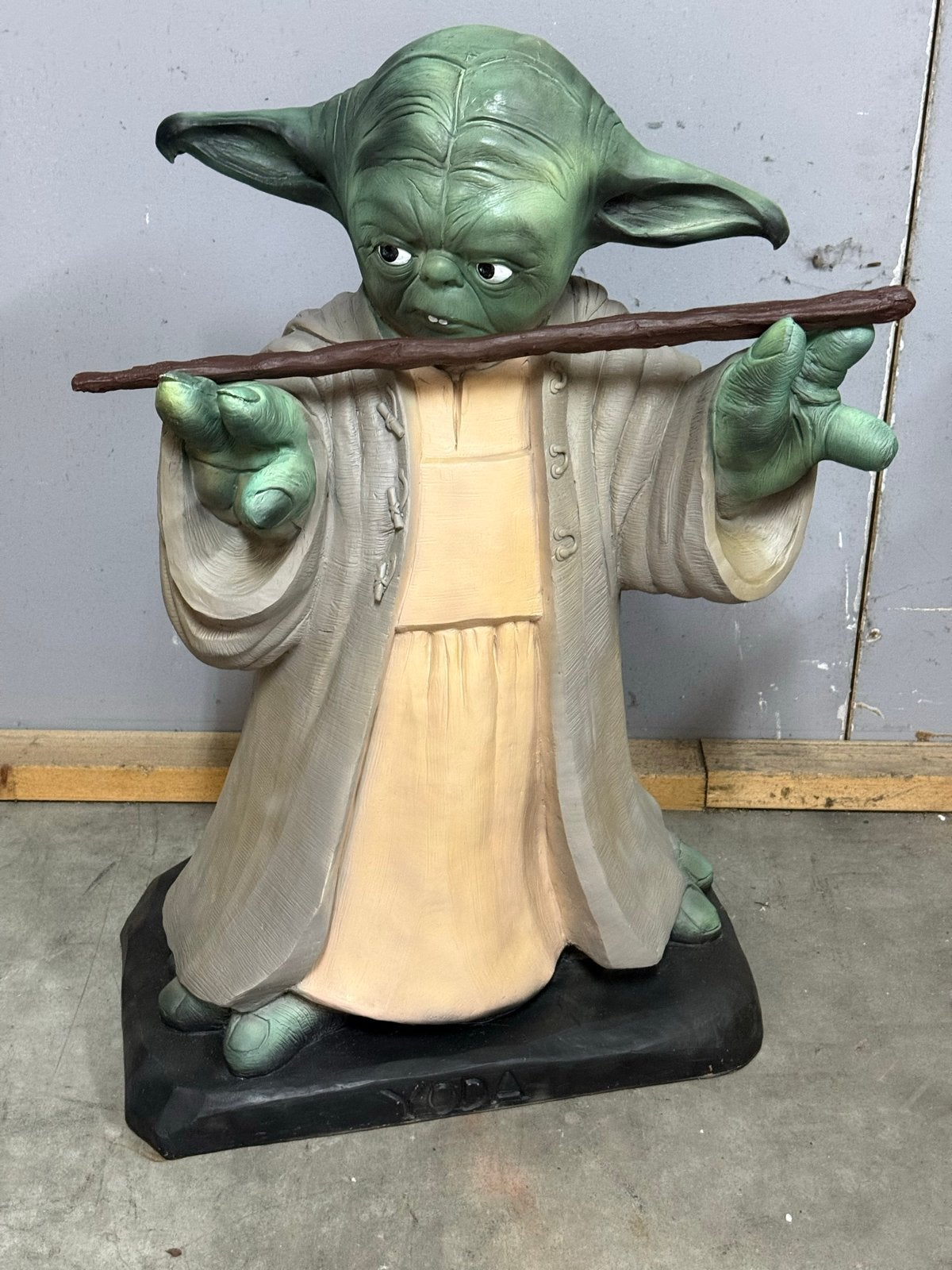 Star Wars Yoda Polystone Beeld - 80 cm - Nieuwstaat, Ophalen of Verzenden, Nieuw, Beeldje of Buste