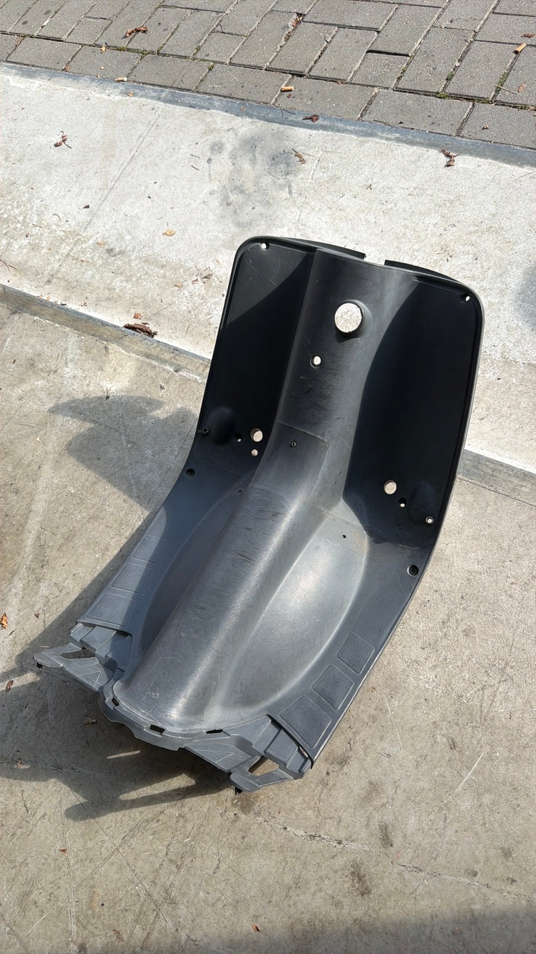 Piaggio Zip Type 1/2/3 beenschild origineel antraciet, Ophalen of Verzenden