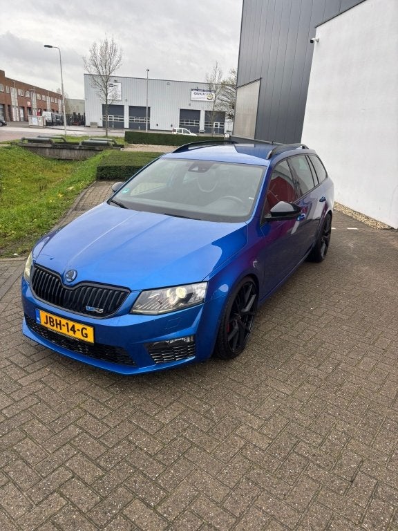 Skoda Octavia Combi 2.0 TSI RS (bj 2014, semi-automaat), Auto's, Skoda, Gebruikt, 4 cilinders, 1984 cc, Blauw