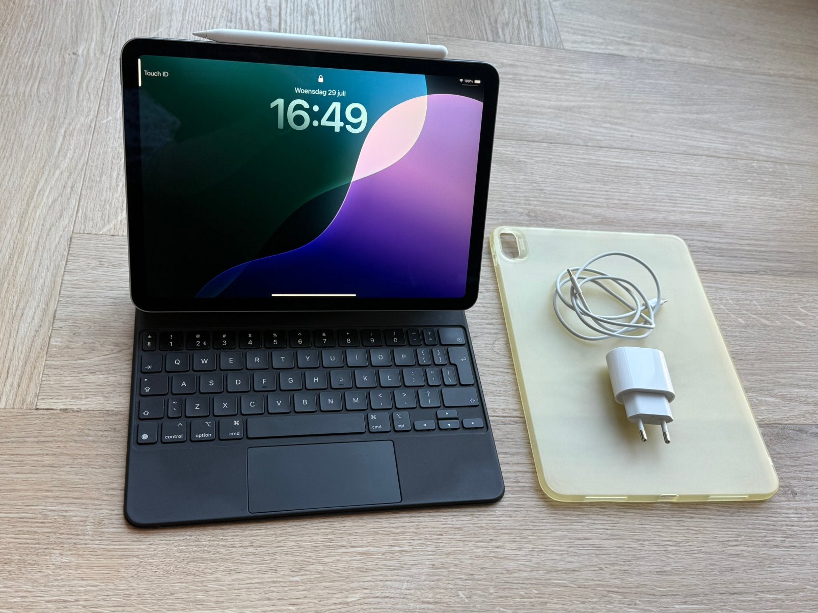 Apple iPad Air4 64GB Sky Blue + Pencil2 + Magic Keyboard etc, Computers en Software, Apple iPads, Blauw, Apple iPad Air, 11 inch