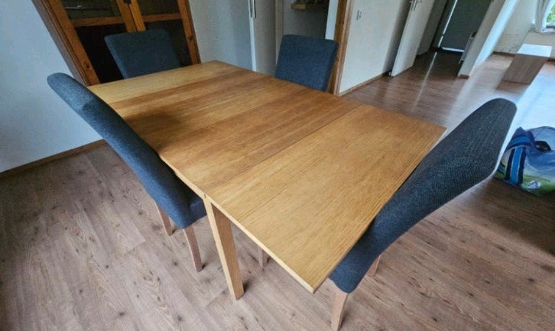 Eettafel met 4 stoelen - Hout en stof, Ophalen, Gebruikt, Overige materialen, 100 tot 150 cm
