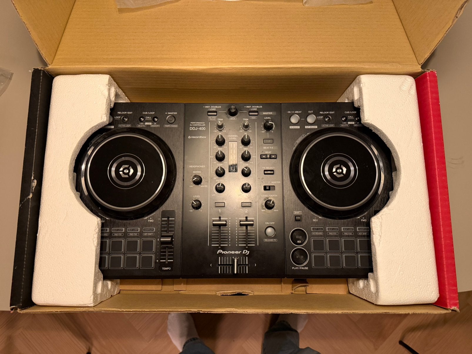 Foto 6 van Pioneer DDJ-400 DJ Controller
