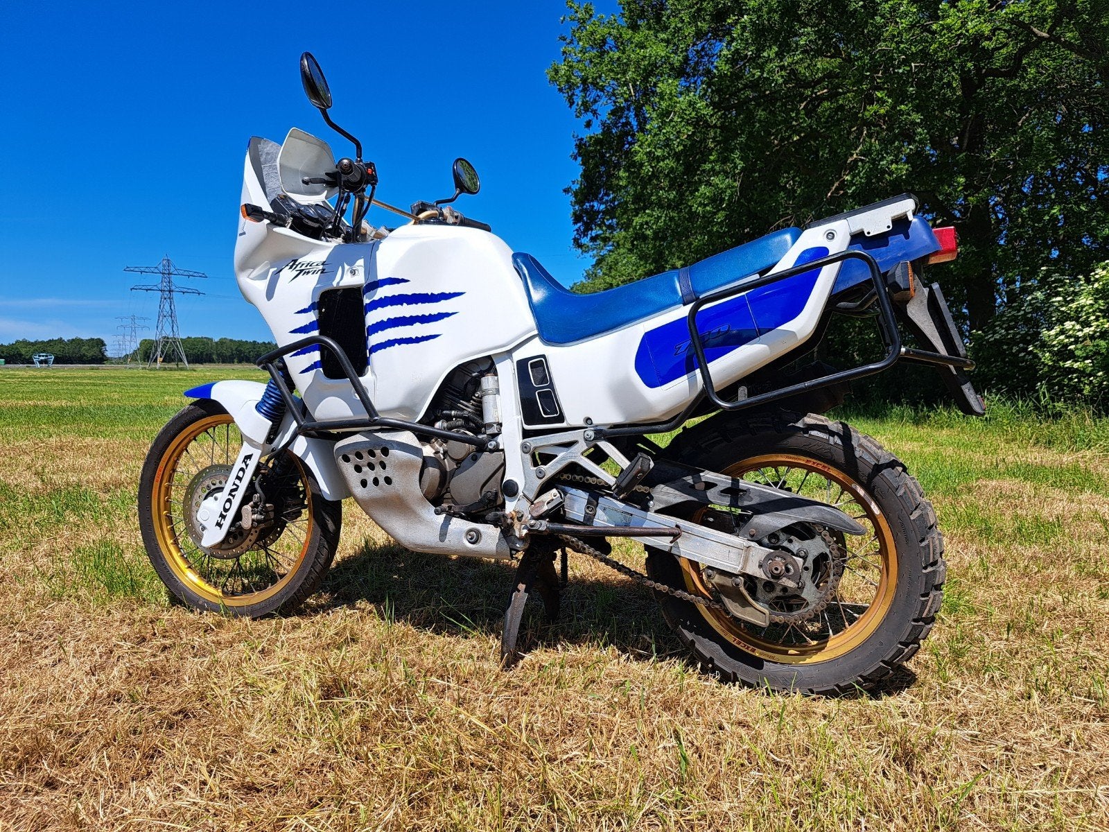 Honda Africa Twin XRV 750 rd04, 2 cilinders, Motorrijbewijs A, Gebruikt, 749 cc