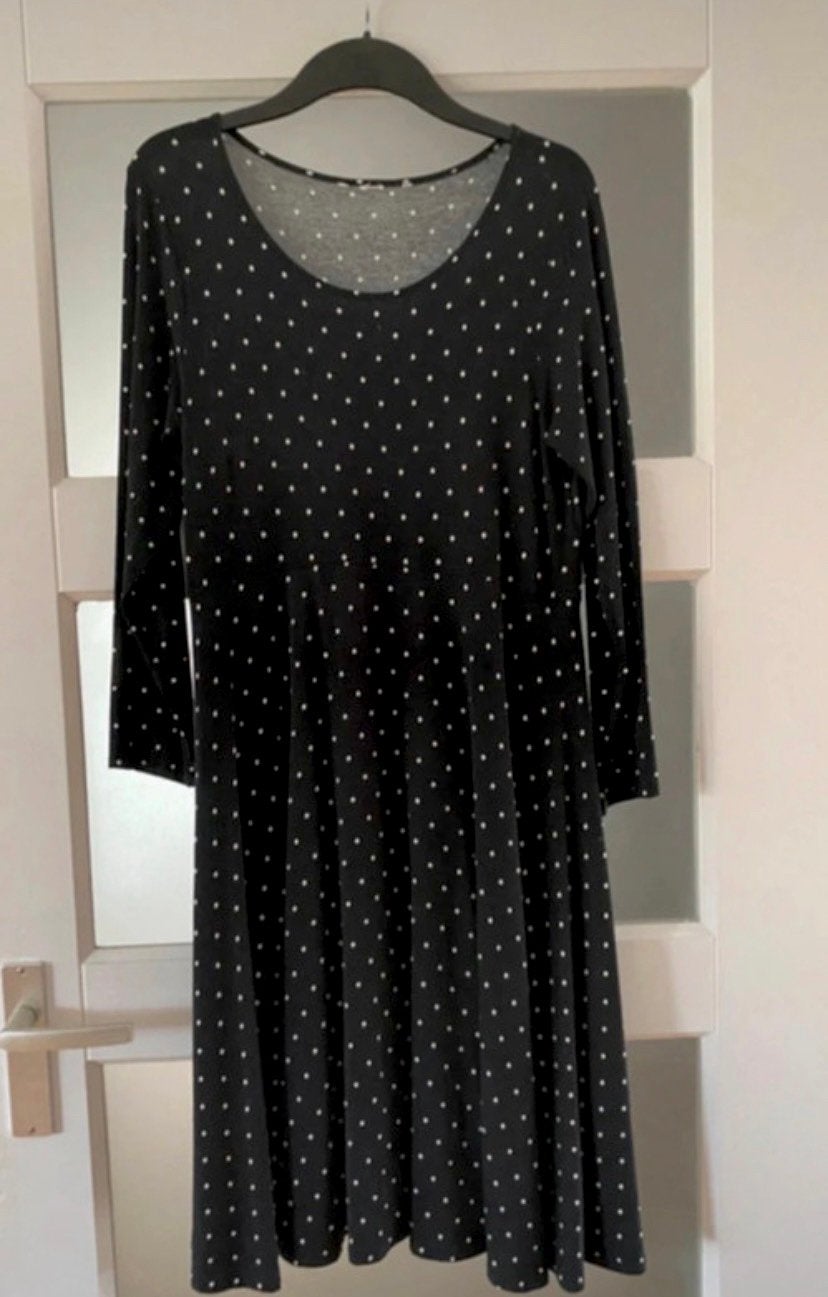 Mooie vintage zwarte jurk met witte polka dots maat M, Maat 38/40 (M), Zwart, Ophalen of Verzenden, Zo goed als nieuw
