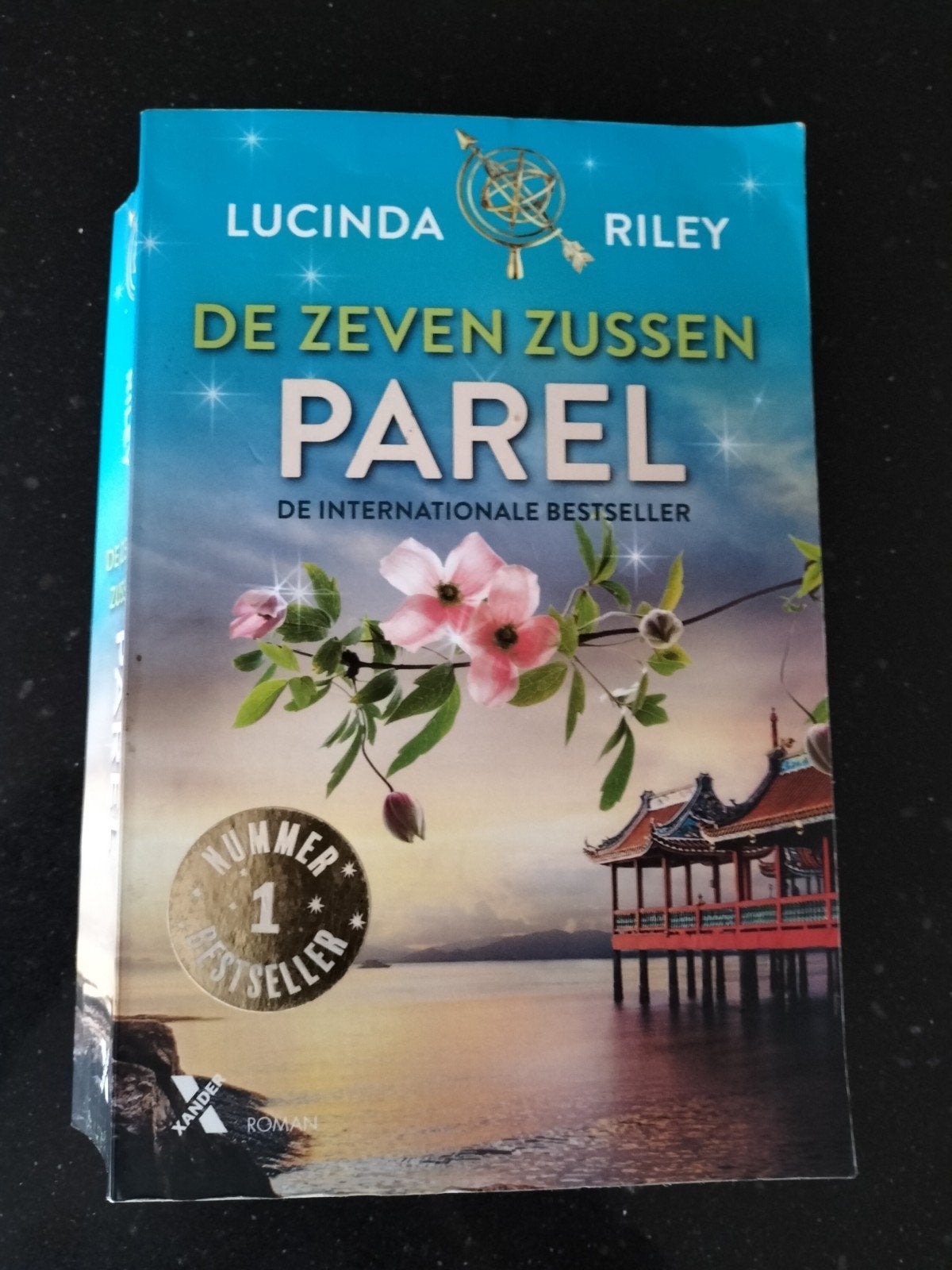 Lucinda Riley - Parel, Boeken, Ophalen, Zo goed als nieuw, Lucinda Riley