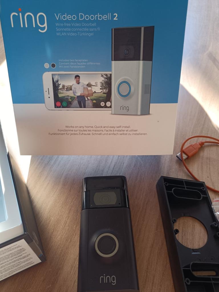 Ring Video Deurbel 2 met Chime Bundel + extra batterij, Ophalen of Verzenden, Compleet systeem, Draadloos, Beweging