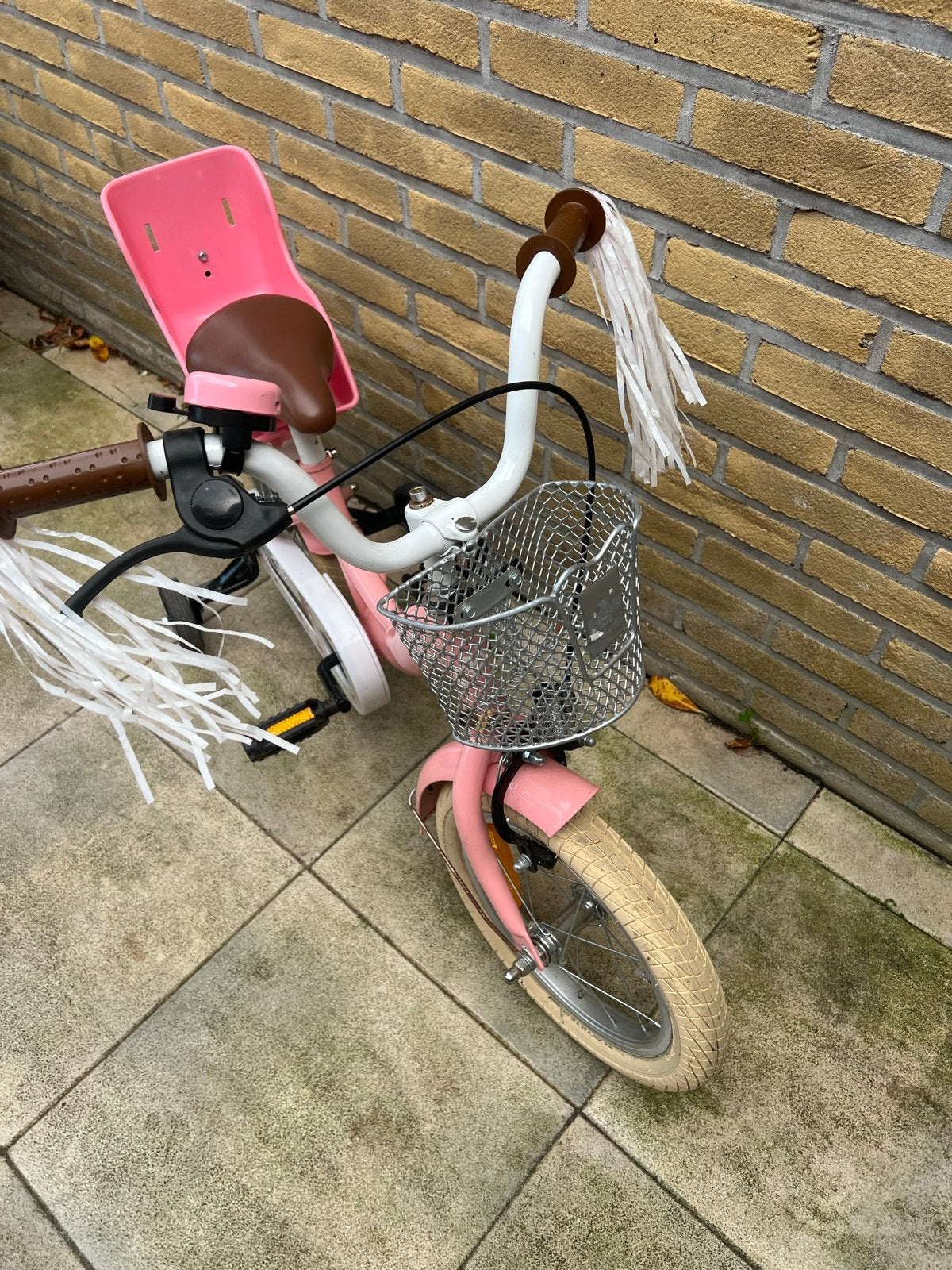 Sjoef kinderfiets - Zo goed als nieuw, Ophalen, Terugtraprem, Zijwieltjes, Minder dan 16 inch