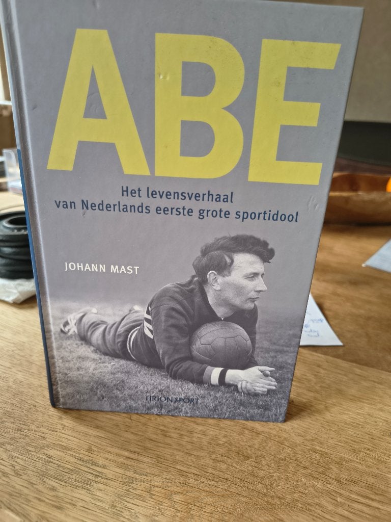 ABE-het levensverhaal van Nederlands 1e grote sportidool, Johann mast, Ophalen of Verzenden, Zo goed als nieuw, Balsport