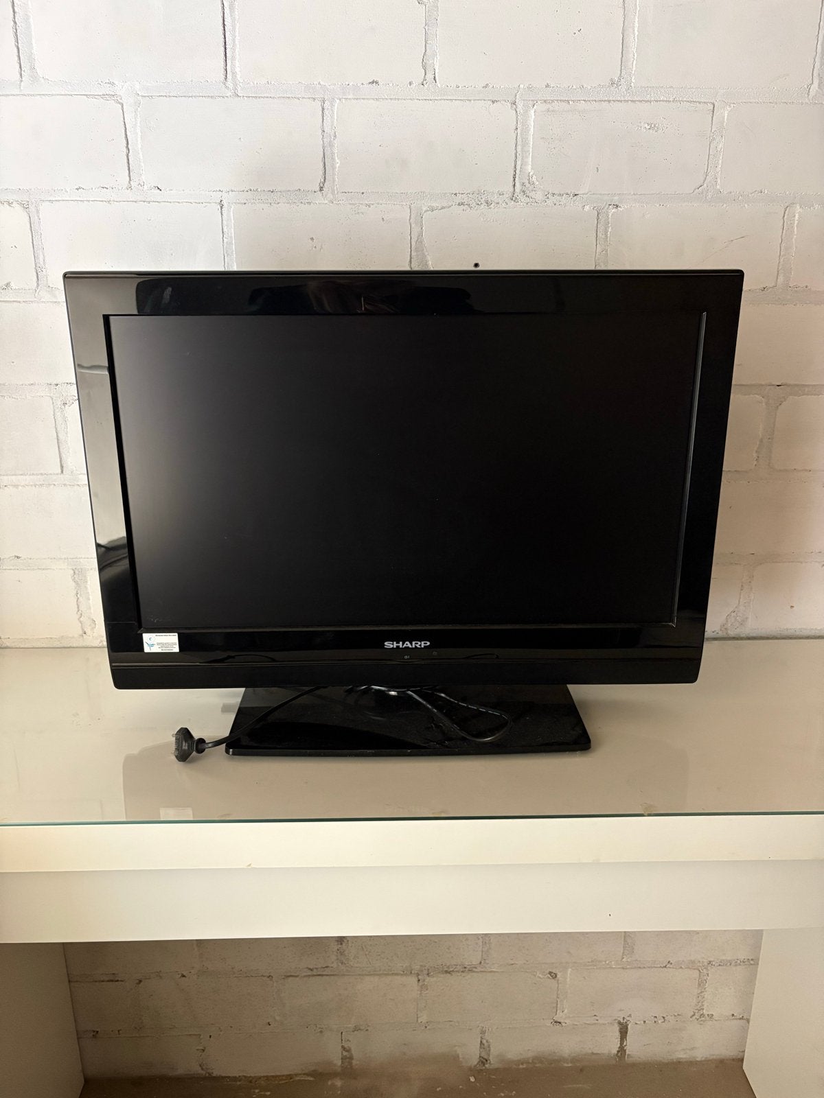 Sharp LCD TV - LC-26S7E-BK