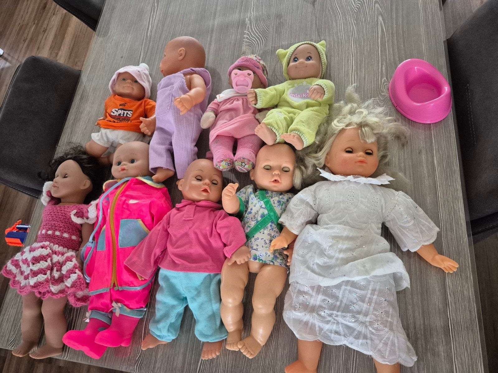 Grote collectie babypoppen met kleding en accessoires, Kinderen en Baby's, Ophalen, Gebruikt, Babypop