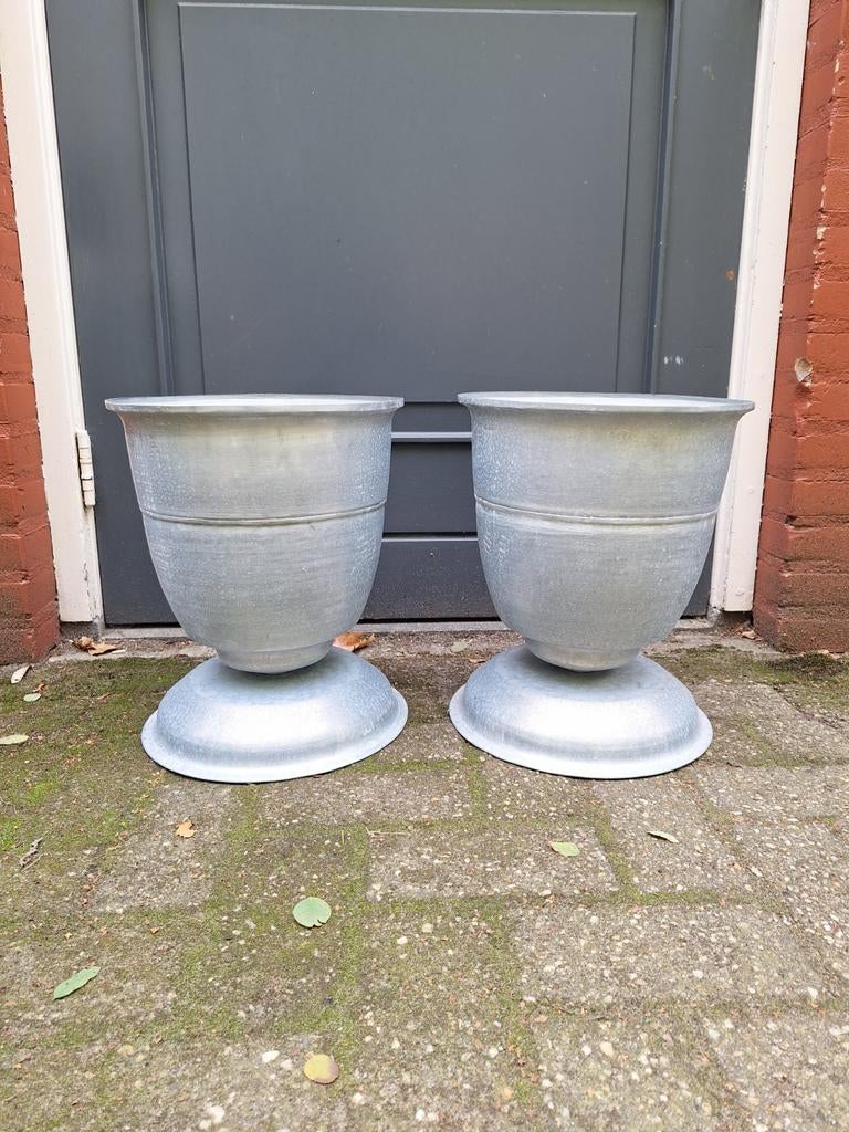 Mooie zinken bloempot, Ophalen, Rond, Metaal, Minder dan 40 cm